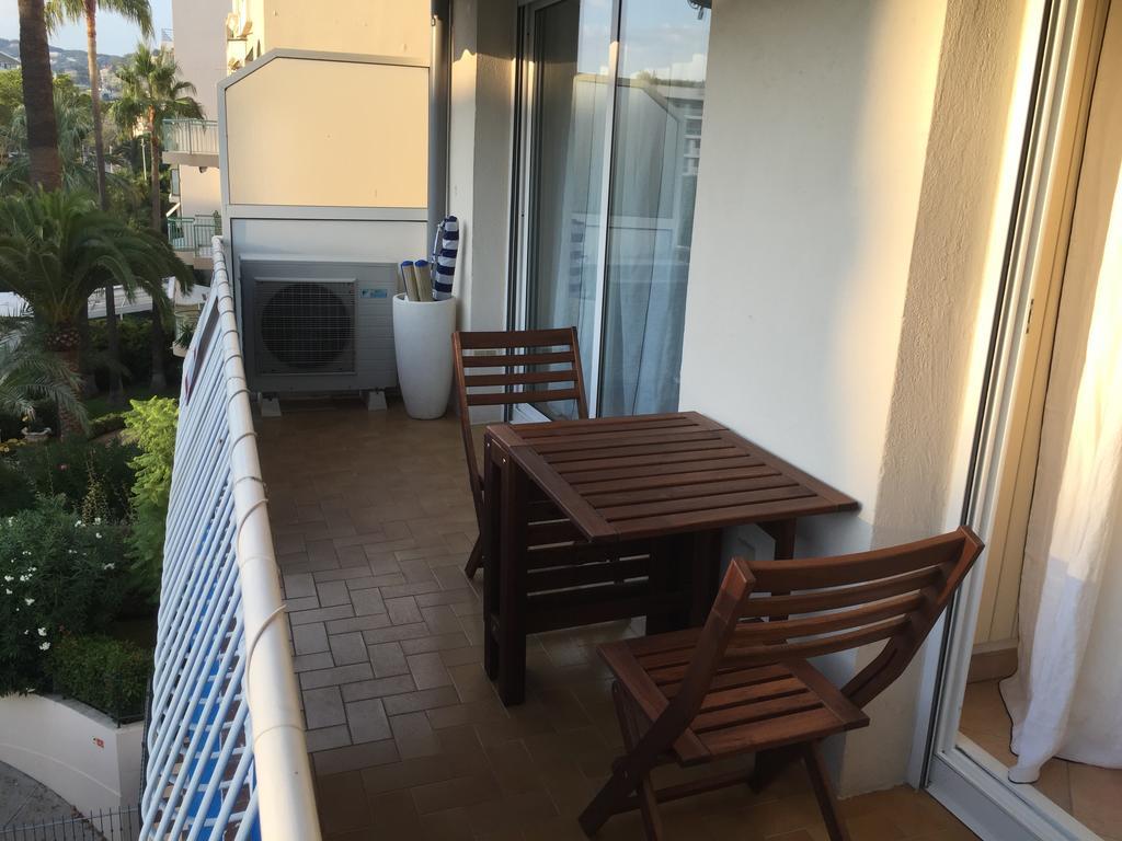 Immeuble Le St Honorat Apartment Cannes Bagian luar foto